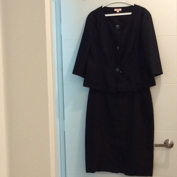 Laurel Dresses & Skirts - Laurel by Escada Black Set